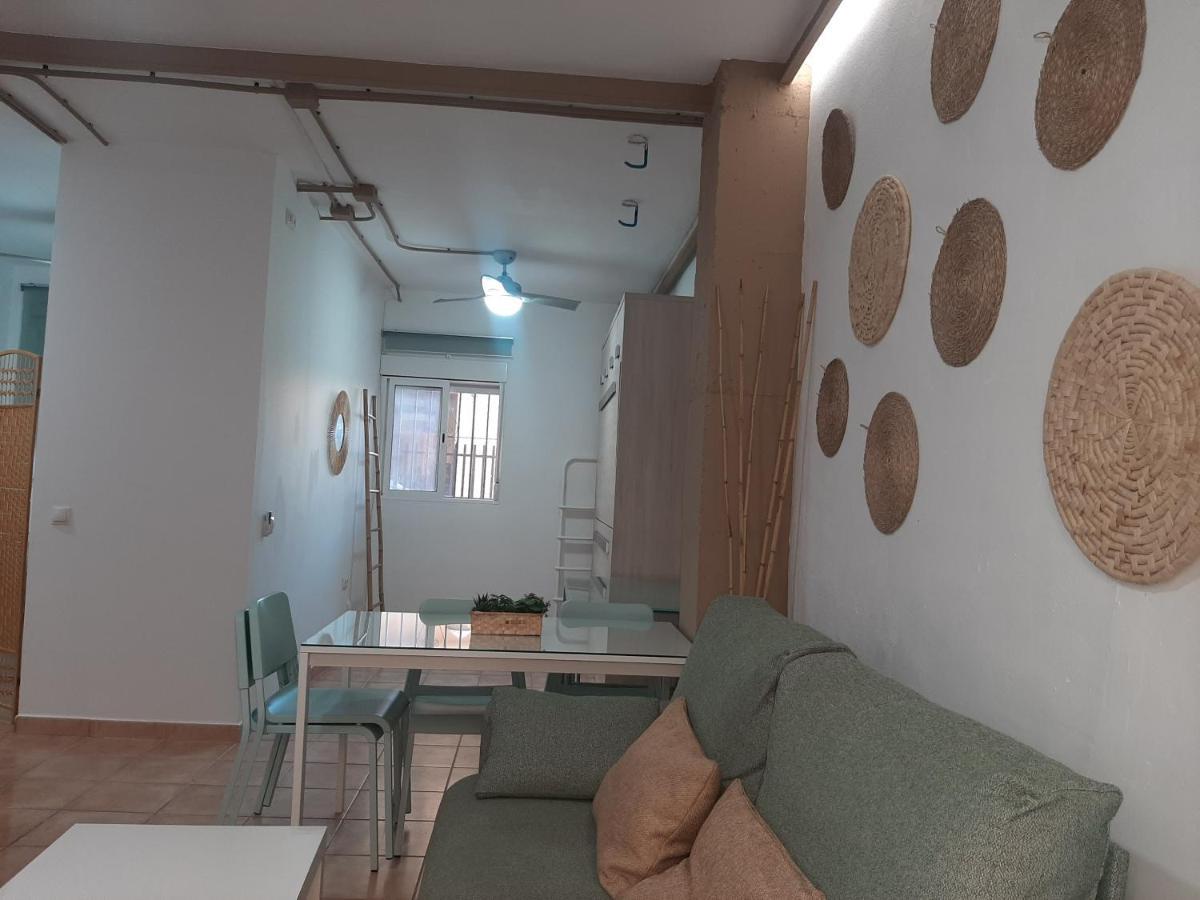 Apartamento Huelin, A 5 MINUTOS A PIE DE LA PLAYA Málaga Exterior foto
