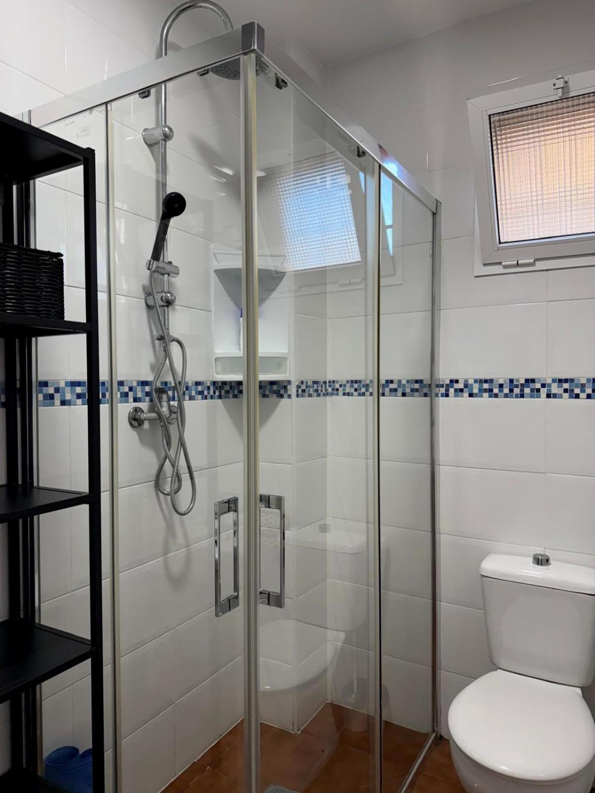Apartamento Huelin, A 5 MINUTOS A PIE DE LA PLAYA Málaga Exterior foto