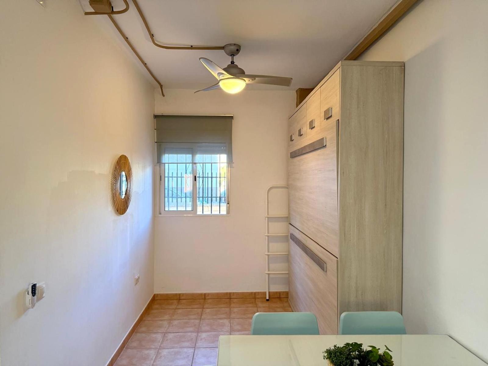 Apartamento Huelin, A 5 MINUTOS A PIE DE LA PLAYA Málaga Exterior foto